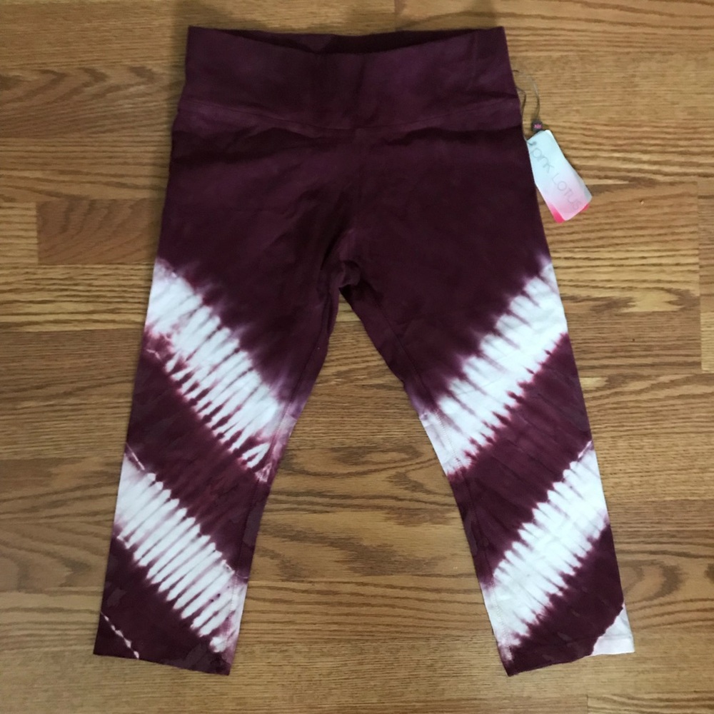 Pink Lotus Crop Leggings